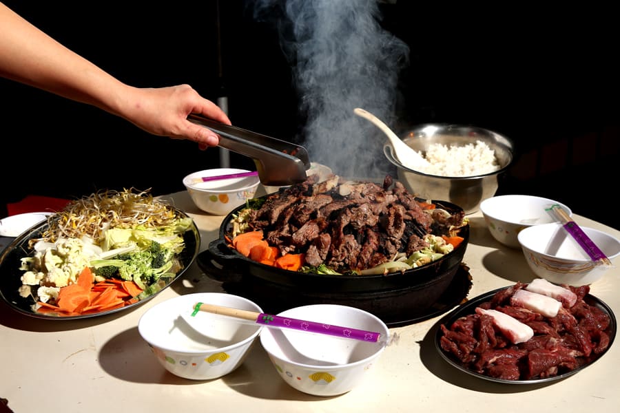 Genghis Khan BBQ - ẩm thực Sapporo