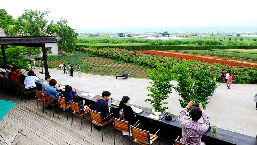 Tiệm Café René ở tomita Farm