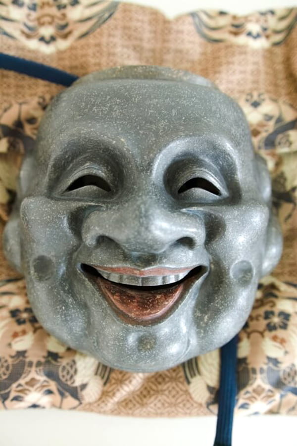 Mặt nạ ở đền Ryugu Shrine: Đền thờ Thần đạo linh thiêng ở Otaru Nhật Bản