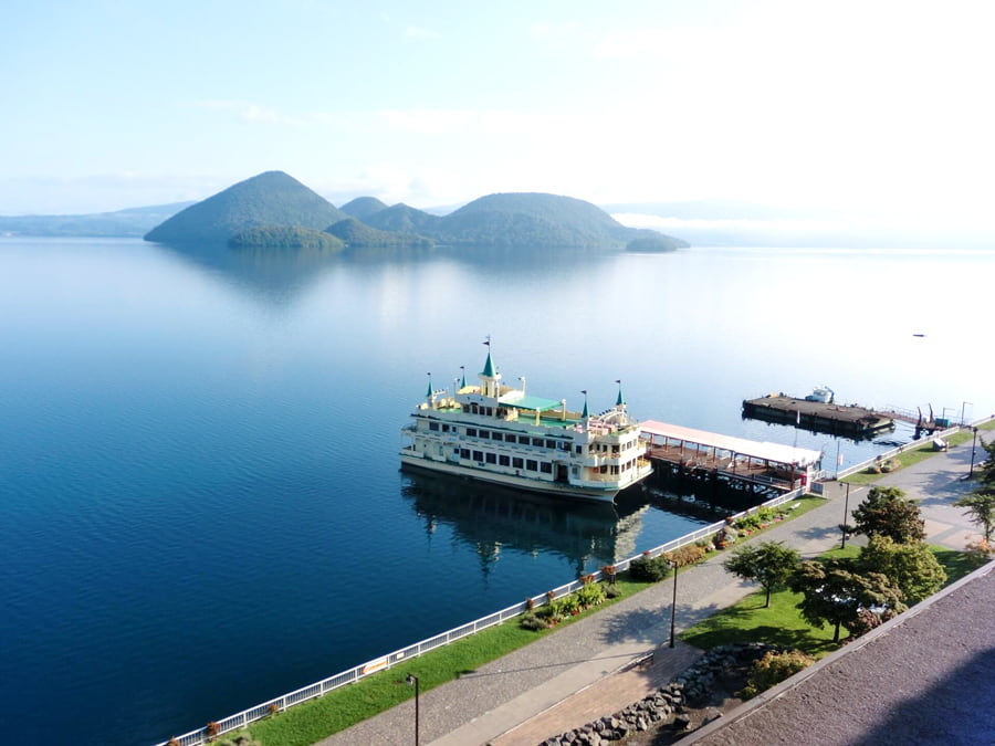 Hồ Toya (Toya Lake) - Vẻ đẹp của "Đệ nhất hồ" tại Hokkaido