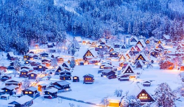 Shirakawago Light-up Festival