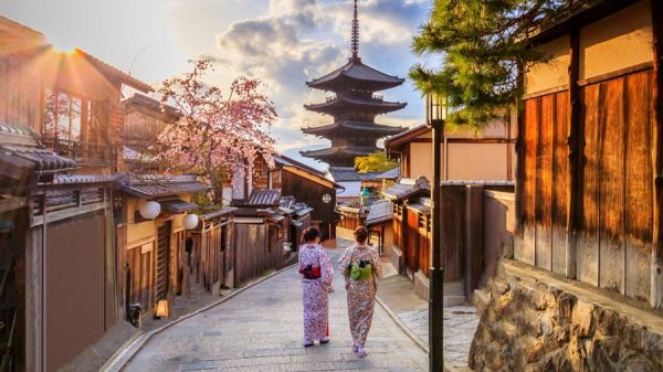 Tỉnh Kyoto Nhật Bản: "hơi thở" văn hóa của cố đô xứ anh đào