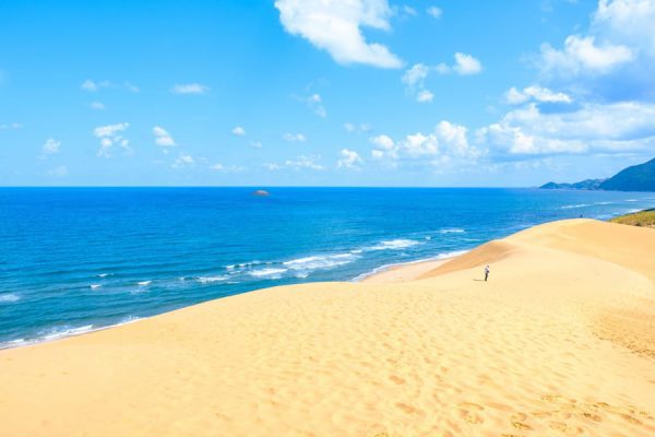 Top 13 cảnh đẹp Nhật Bản mùa xuân "hiếm thấy" Tỉnh Tottori Nhật Bản: Vương quốc của những cồn cát xinh đẹp