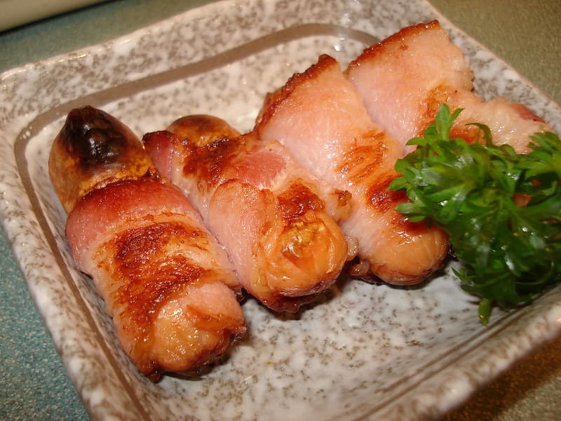 Thịt nướng Bacon Maki | Ẩm thực Tỉnh Fukuoka Nhật Bản