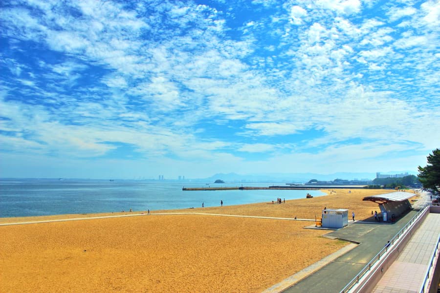 Công viên biển Momochi Seaside | Thành phố Fukuoka Nhật Bản