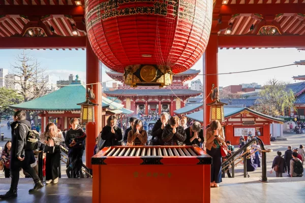 Chùa Sensoji Temple: Ngôi chùa cổ đầy bí ẩn ở Tokyo Nhật Bản