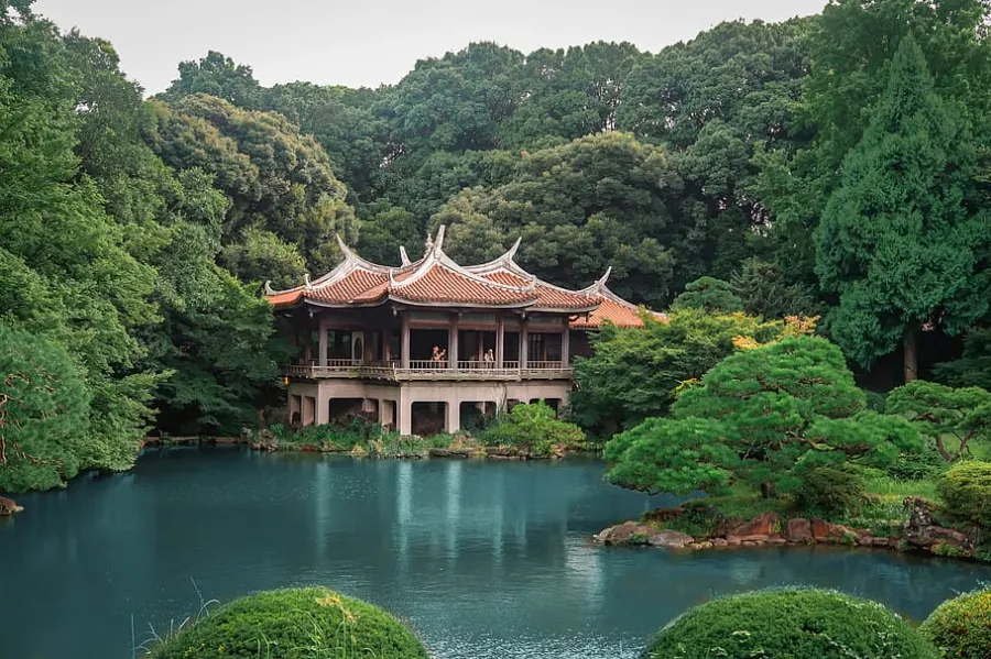 Shinjuku Gyoen: Công viên quốc gia có 1.000 cây anh đào