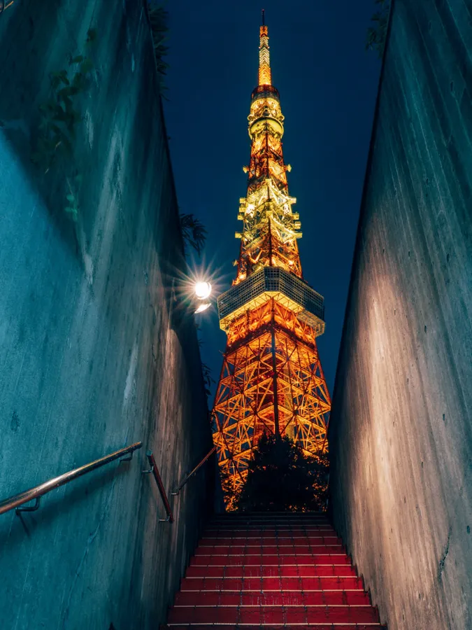 Tháp Tokyo Tower: Ôm trọn cảnh đêm huyền ảo từ độ cao 250m