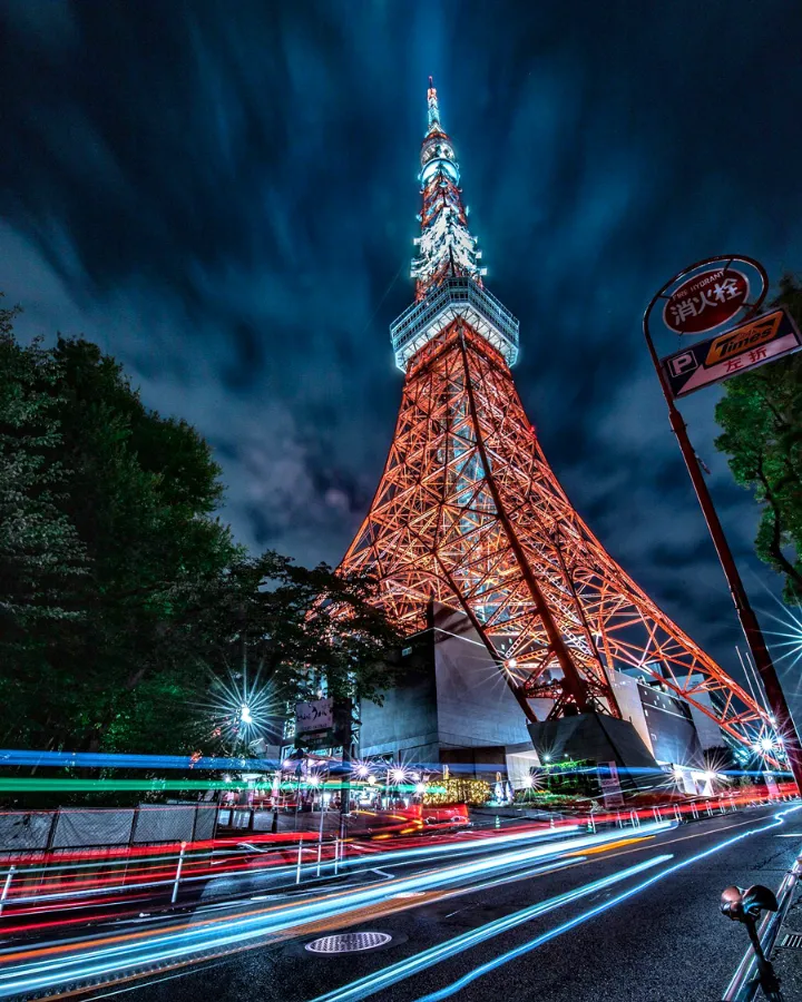 Tháp Tokyo Tower vào ban đêm