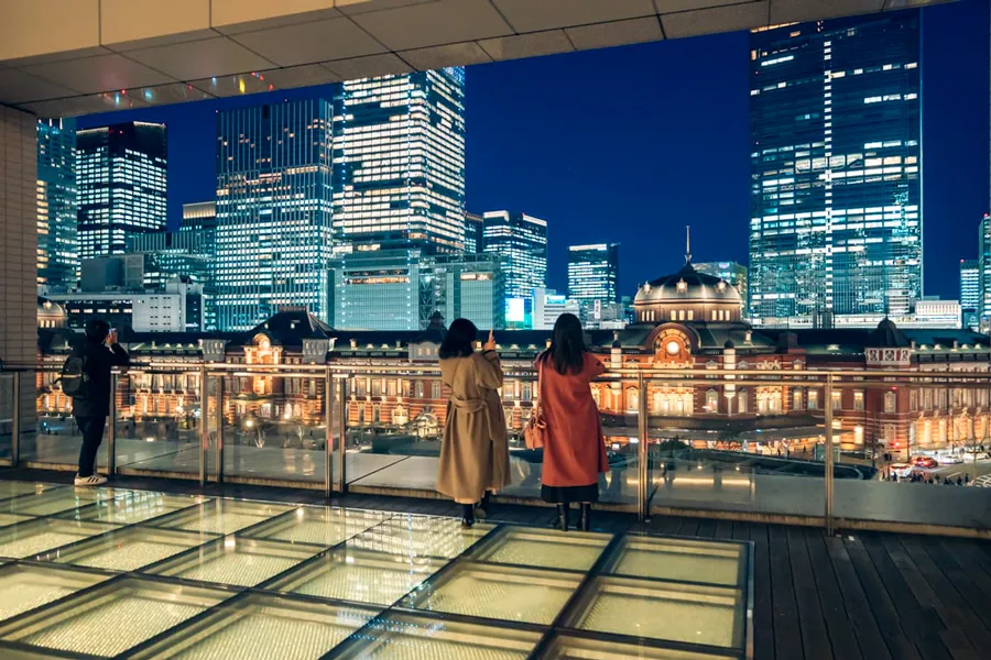 Khu vực đài quan sát bên trong Tháp Tokyo Tower