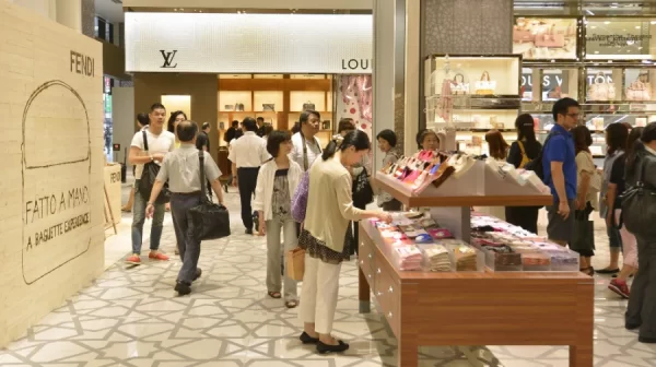 Bách hóa Daimaru Tokyo - Nhà ga Tokyo