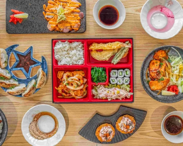 Nhà ga Tokyo - Lâu đài Pháp cổ sang trọng Tokyo Station