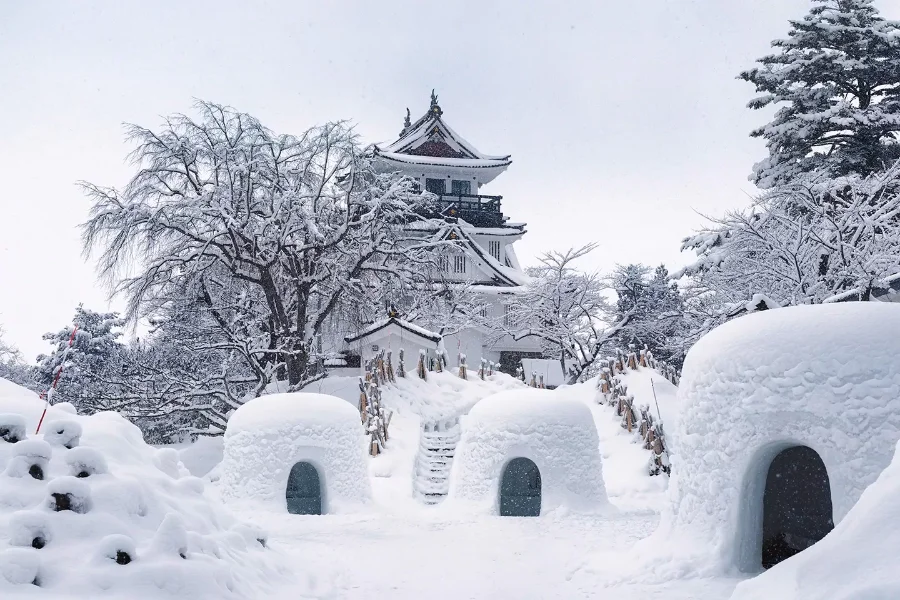 Lễ hội Hirosaki Castle Snow Lantern Festival | Lễ hội mùa đông Nhật Bản