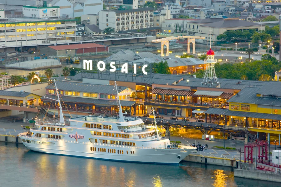 Kobe Harborland - Thiên đường mua sắm sầm uất tại Kobe