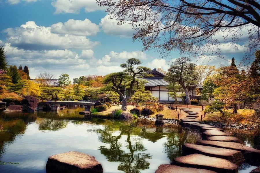 Himeji Castle - Tòa Lâu Đài Hạc Trắng Giữa Lòng Nhật Bản