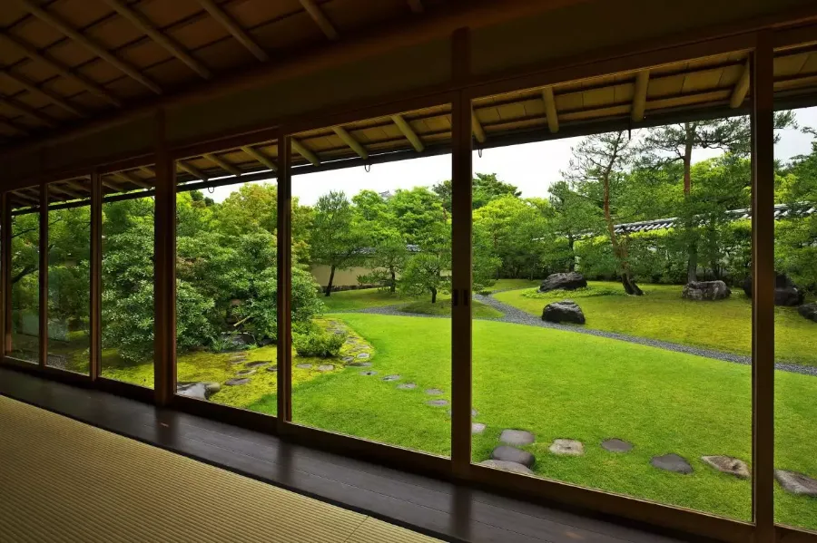 Himeji Castle - Tòa Lâu Đài Hạc Trắng Giữa Lòng Nhật Bản