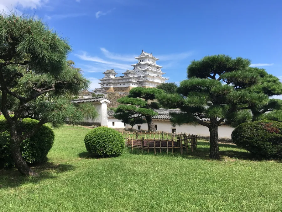 Himeji Castle - Tòa Lâu Đài Hạc Trắng Giữa Lòng Nhật Bản
