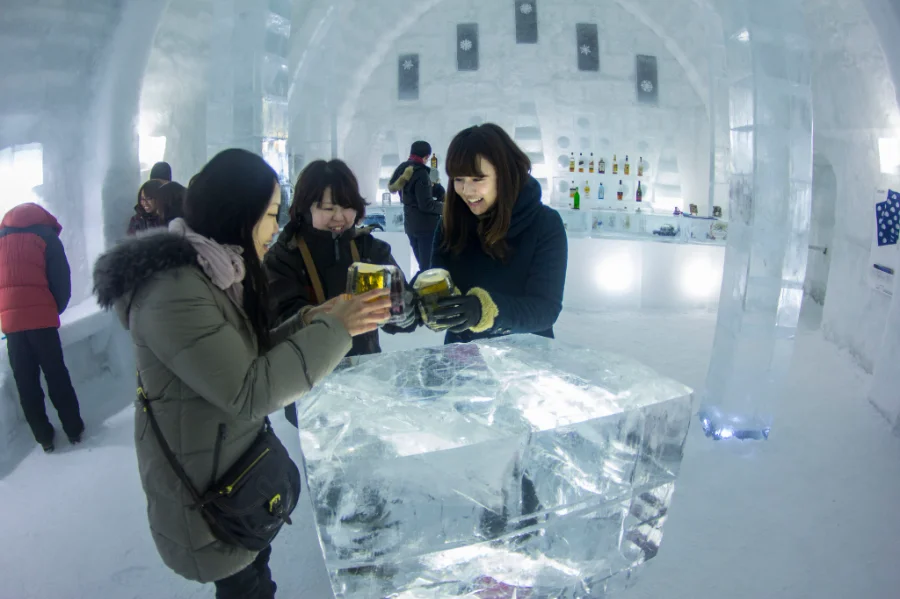 Lễ hội băng tại hồ Shikaribetsu Kotan | Lễ hội mùa đông Nhật Bản