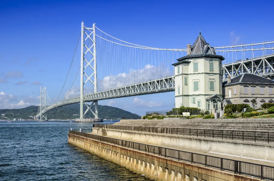 Cầu Akashi Kaikyo - Dải lụa rực rỡ giữa biển trời mênh mông