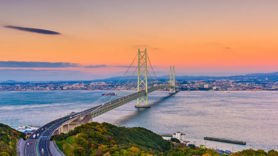 Cầu Akashi Kaikyo - Dải lụa rực rỡ giữa biển trời mênh mông