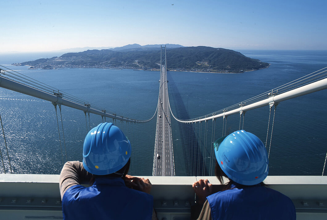 Cầu Akashi Kaikyo - Dải lụa rực rỡ giữa biển trời mênh mông