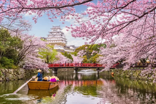 Himeji Castle - Tòa Lâu Đài Hạc Trắng Giữa Lòng Nhật Bản