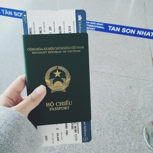 Chi phí làm hộ chiếu 2024: Lệ phí làm Passport lần 1 & lần 2