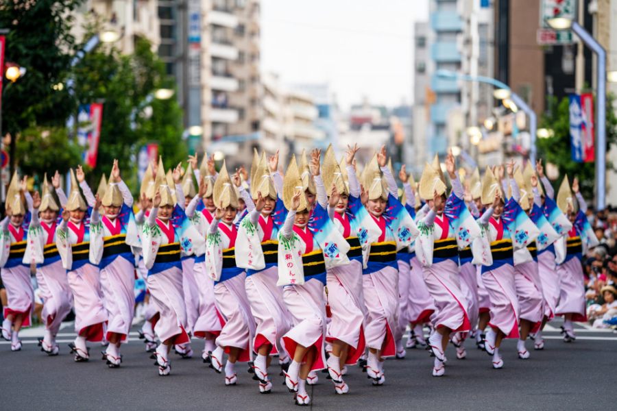 Awa Odori Festival: Lễ Hội Của Những Điệu Nhảy Cuồng Nhiệt