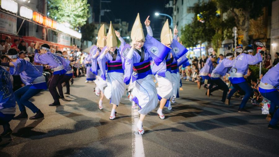 Awa Odori Festival: Lễ Hội Của Những Điệu Nhảy Cuồng Nhiệt