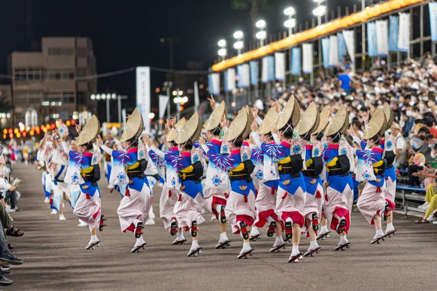 Awa Odori Festival: Lễ Hội Của Những Điệu Nhảy Cuồng Nhiệt