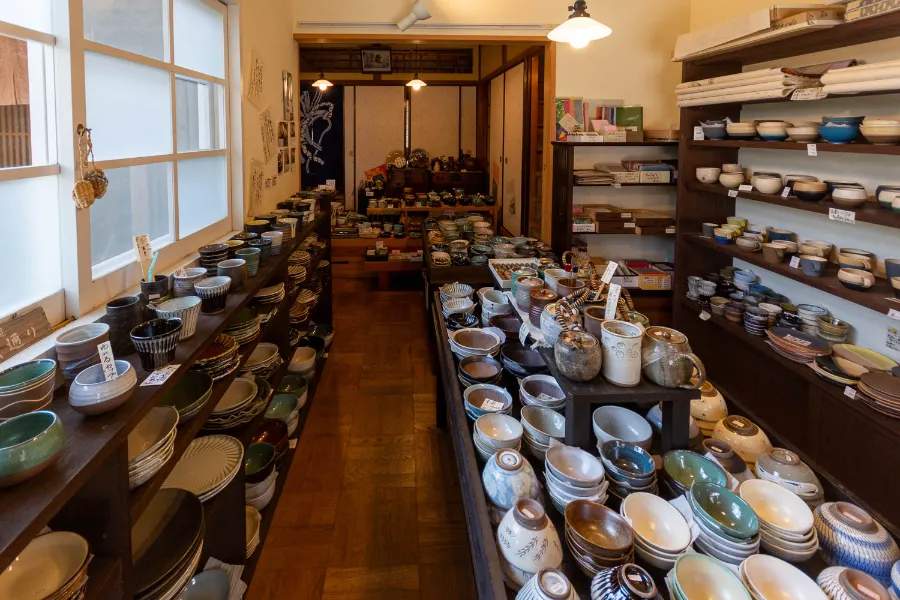 Lễ hội gốm Gojo-zaka (Gojozaka Pottery Festival) | Lễ hội ở Kyoto Nhật Bản