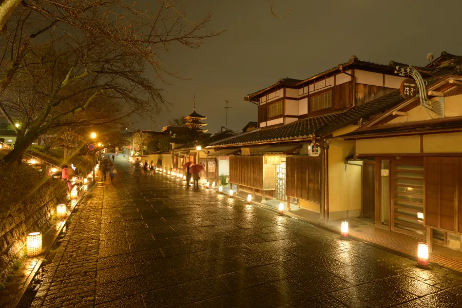 Lễ hội ánh sáng Higashiyama Hanatoro | Lễ hội ở Kyoto Nhật Bản