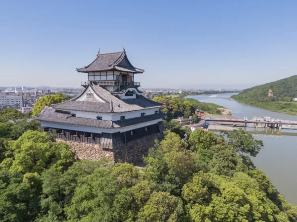 Inuyama Castle (Lâu đài Inuyama)