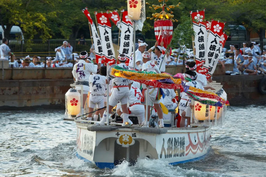 Tenjin Matsuri | Lễ hội Tenjin ở Osaka