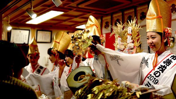 7 Trải Nghiệm Mùa Đông Kỳ Diệu Ở Osaka Nhật Bản Toka Ebisu Festival | Lễ hội ở Osaka Nhật Bản