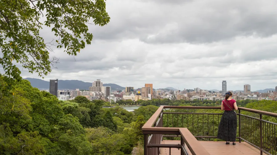 Fukuoka Castle Ruins: Khám phá vẻ đẹp của lâu đài Fukuoka