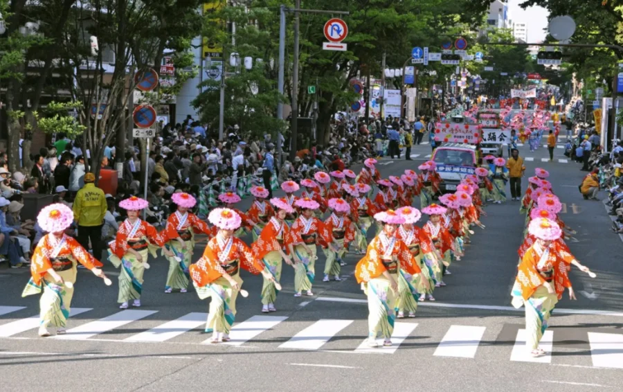 Hakata Ward - Trung tâm văn hóa & thương mại của Fukuoka