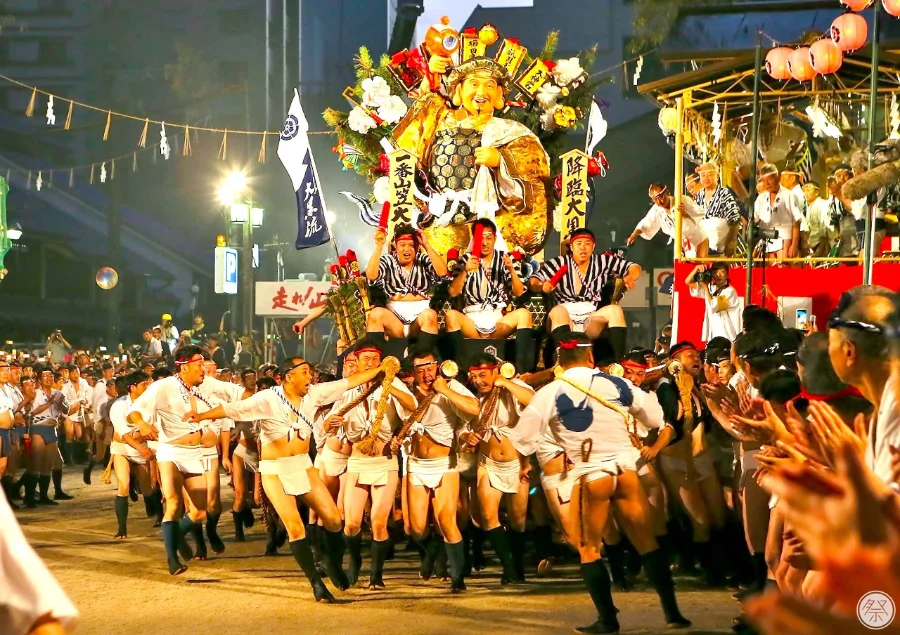 Hakata Ward - Trung tâm văn hóa & thương mại của Fukuoka