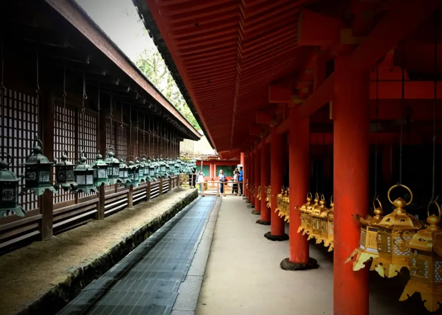 Kasuga Taisha Shrine: Ngôi đền linh thiêng bậc nhất ở Nara