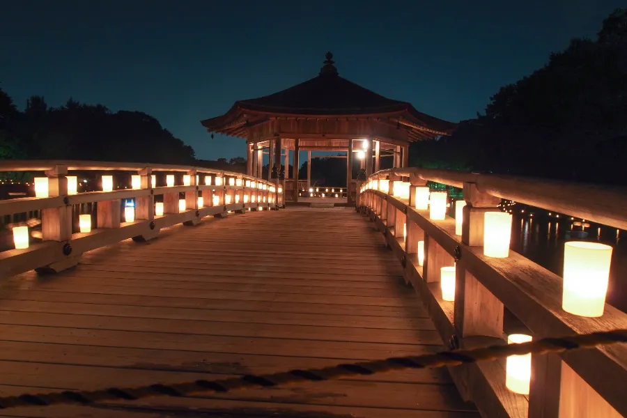 Lễ hội đèn lồng Mantoro ở Kasuga Taisha Shrine