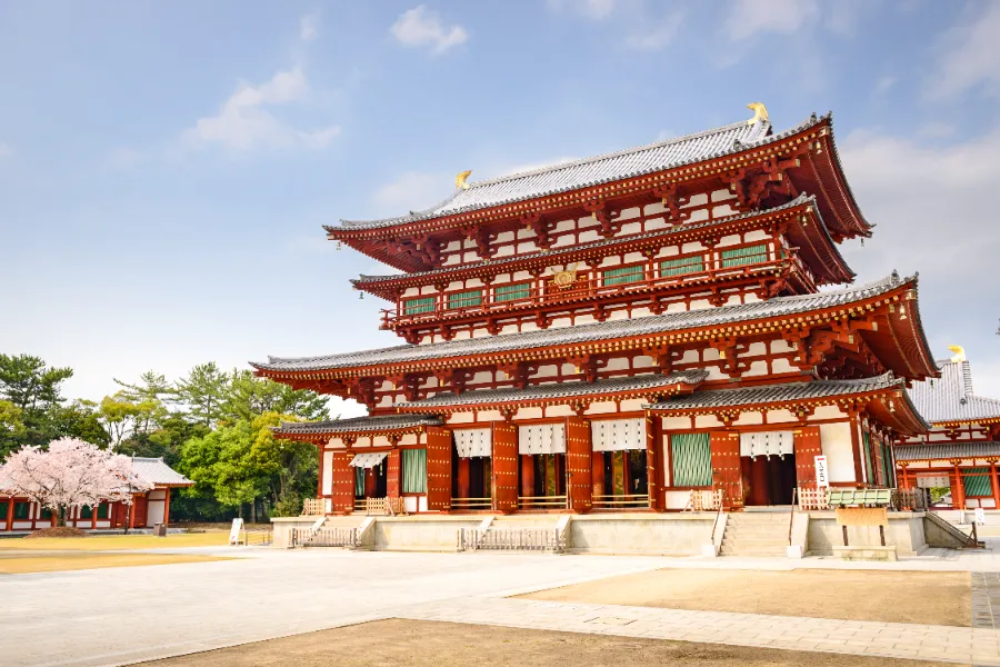 Yakushi ji Temple: Vẻ đẹp bình yên giữa lòng cố đô Nara