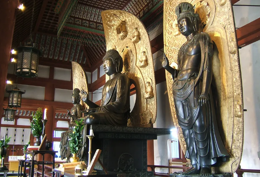 Yakushi ji Temple: Vẻ đẹp bình yên giữa lòng cố đô Nara