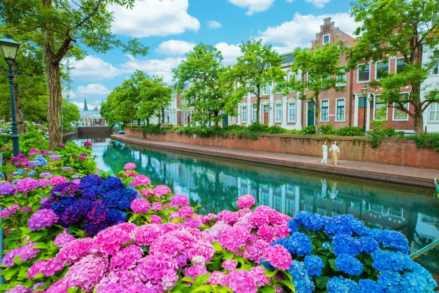 Huis Ten Bosch: Khu vui chơi giải trí "Cực đã" tại Nhật Bản