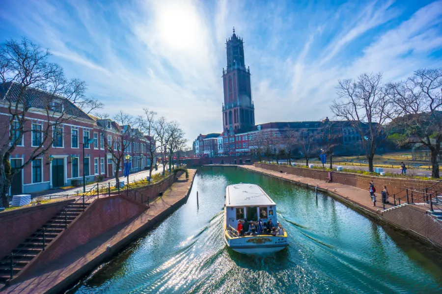 Huis Ten Bosch: Khu vui chơi giải trí "Cực đã" tại Nhật Bản