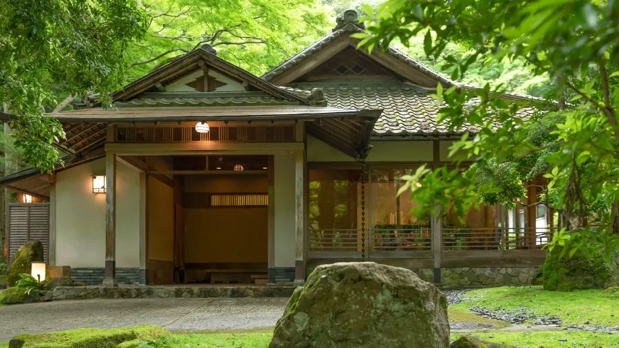 Isuien Garden and Neiraku Museum: Vẻ đẹp thiên nhiên ở Nara