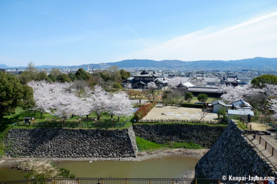 Koriyama Castle Ruins: Vẻ đẹp thiên nhiên của thành cổ Nara