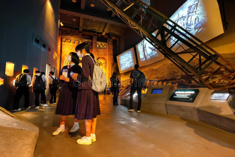 Nagasaki Atomic Bomb Museum: Cánh cửa mở ra "sự thật" tàn khốc