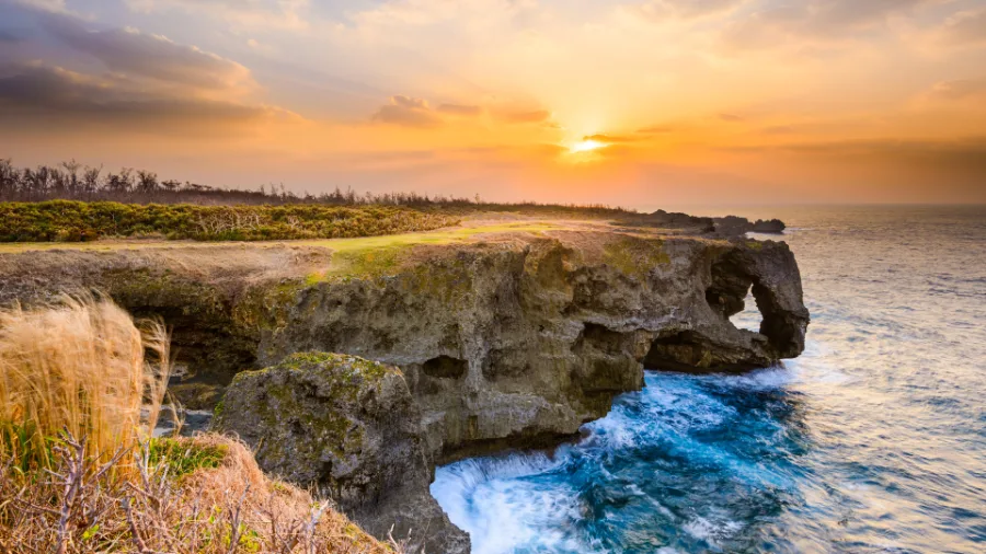 Cape Manzamo: Khám phá kỳ quan thiên nhiên của Okinawa