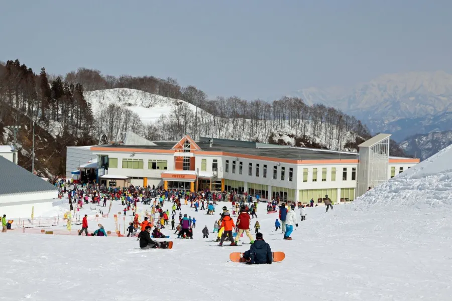 GALA Yuzawa Snow Resort: Thiên đường tuyết trắng ở Niigata