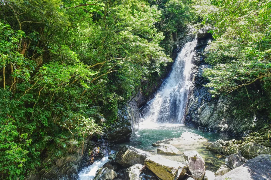 Chiêm ngưỡng thác Hiji hùng vĩ | Du Lịch Nago, Okinawa